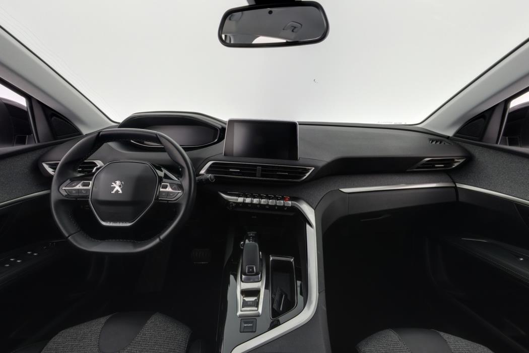 PEUGEOT 3008 2019