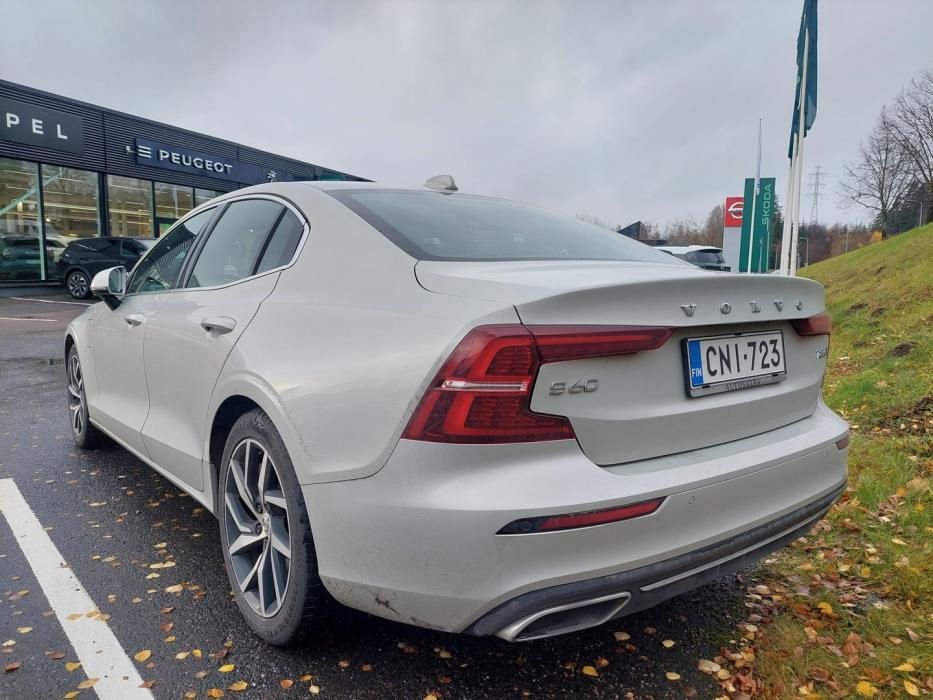 VOLVO S60 2020