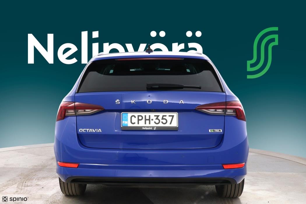 SKODA Octavia 2021