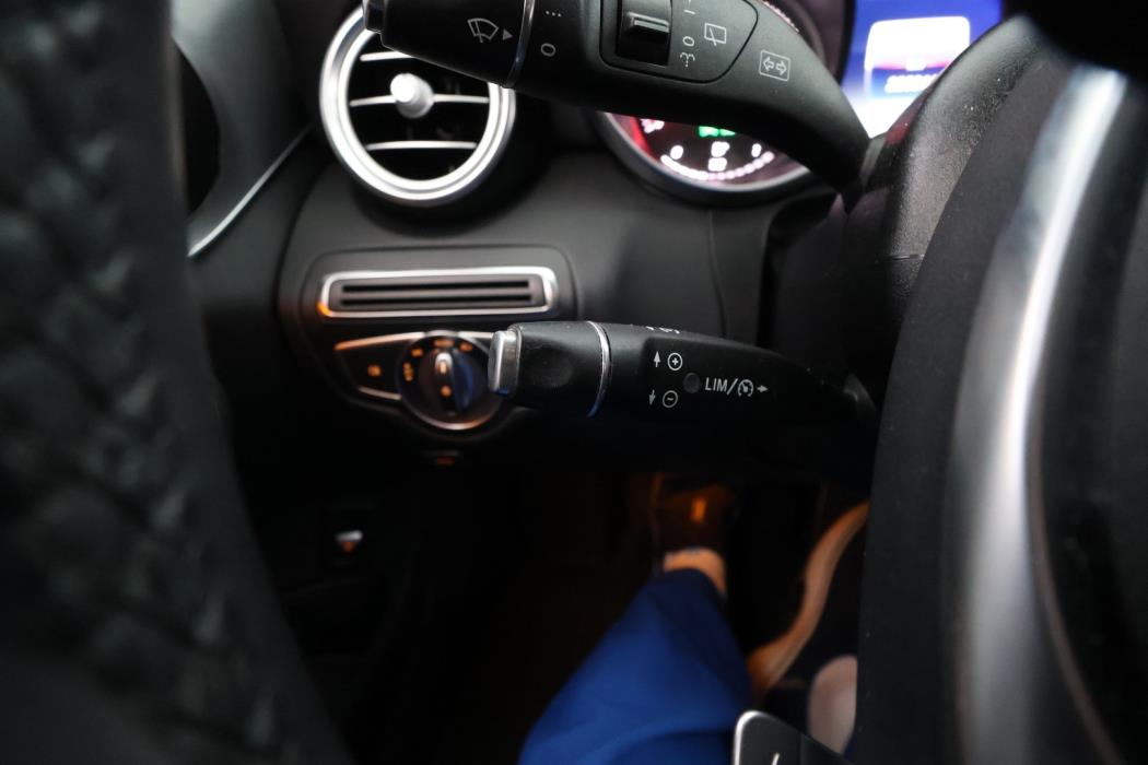 MERCEDES-BENZ C 2017