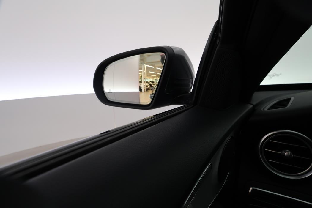 MERCEDES-BENZ C 2017