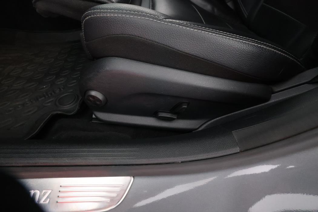 MERCEDES-BENZ C 2017