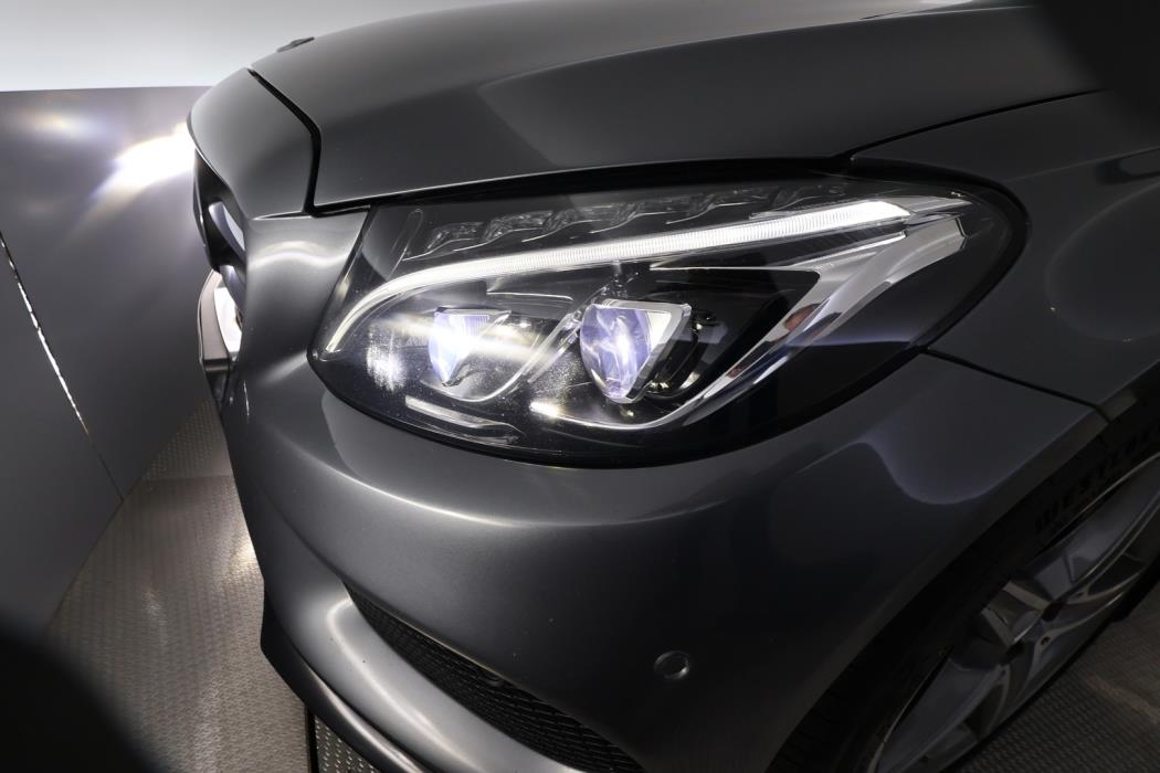 MERCEDES-BENZ C 2017