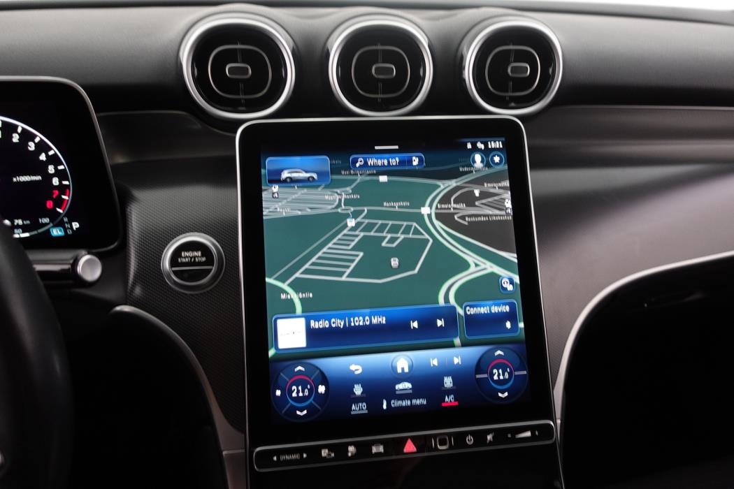 MERCEDES-BENZ GLC 2023