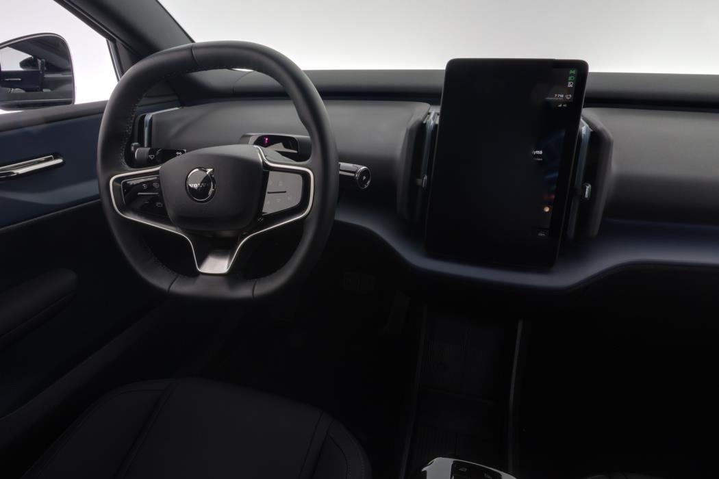 VOLVO EX30 2024