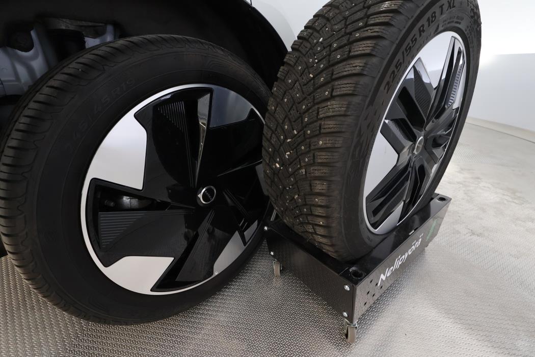 VOLVO EX30 2024
