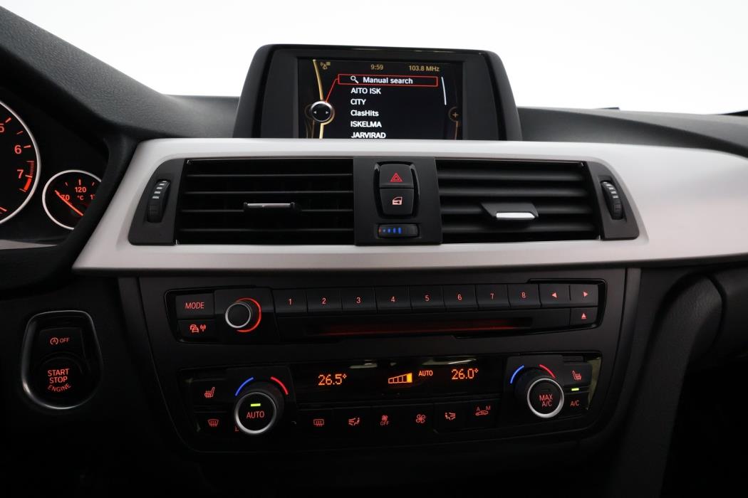 BMW 320 2013