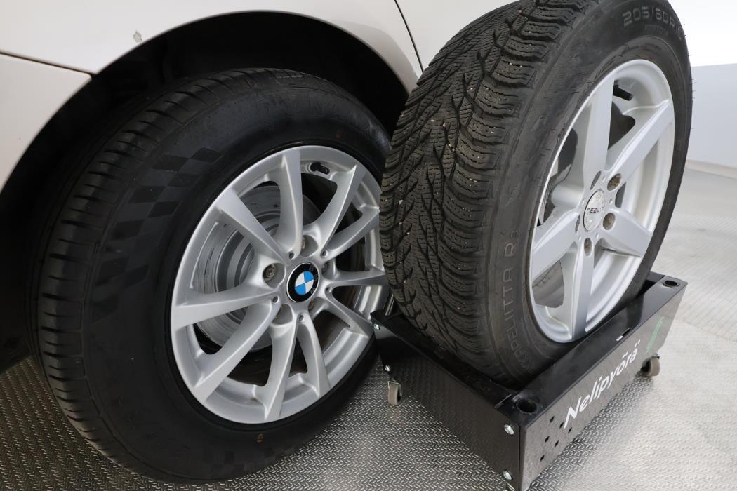 BMW 320 2013