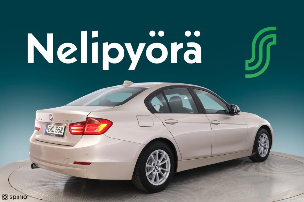 BMW 320 2013