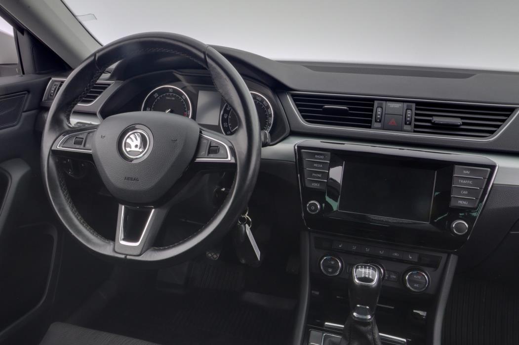 SKODA Superb 2015