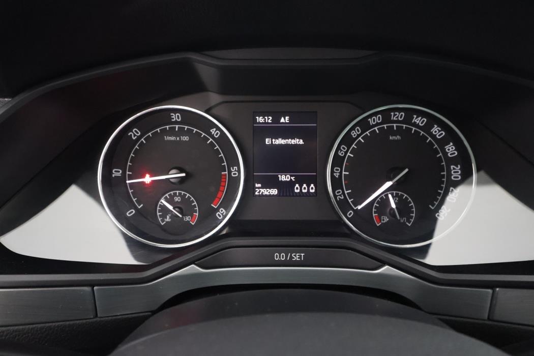 SKODA Superb 2015
