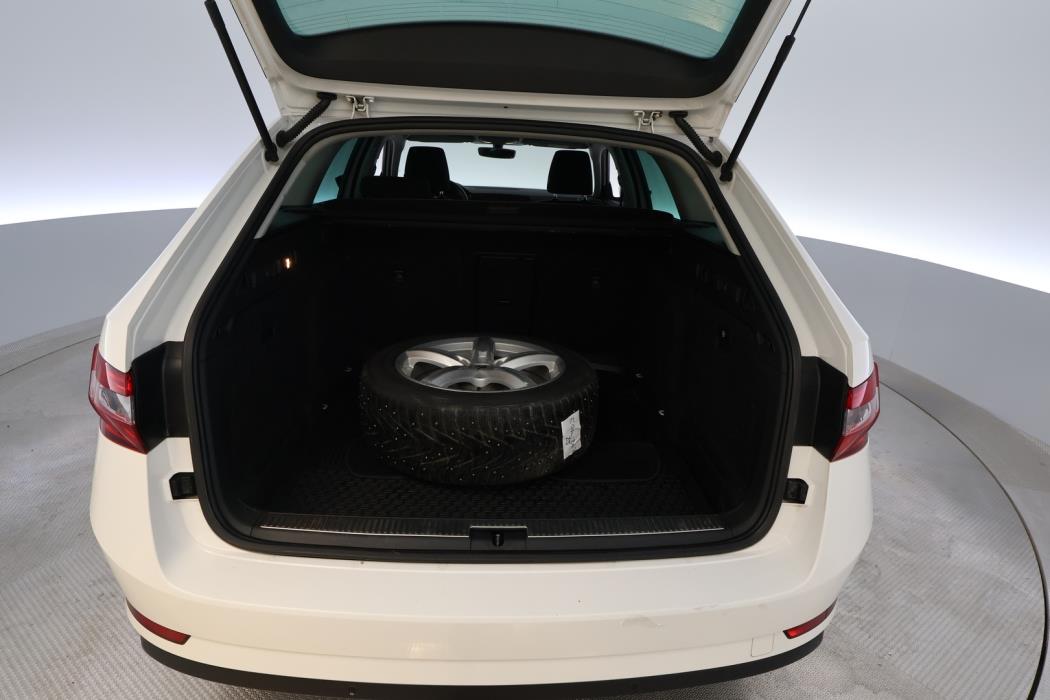 SKODA Superb 2015