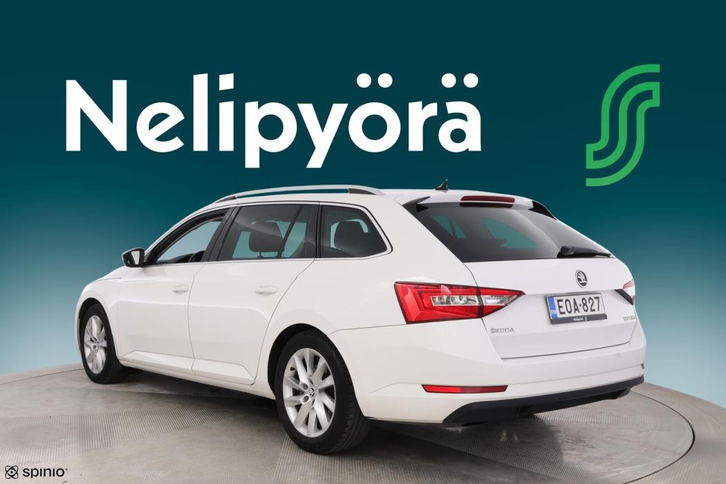 SKODA Superb 2015