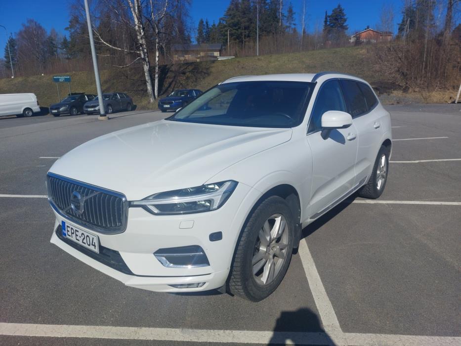 VOLVO XC60 2018