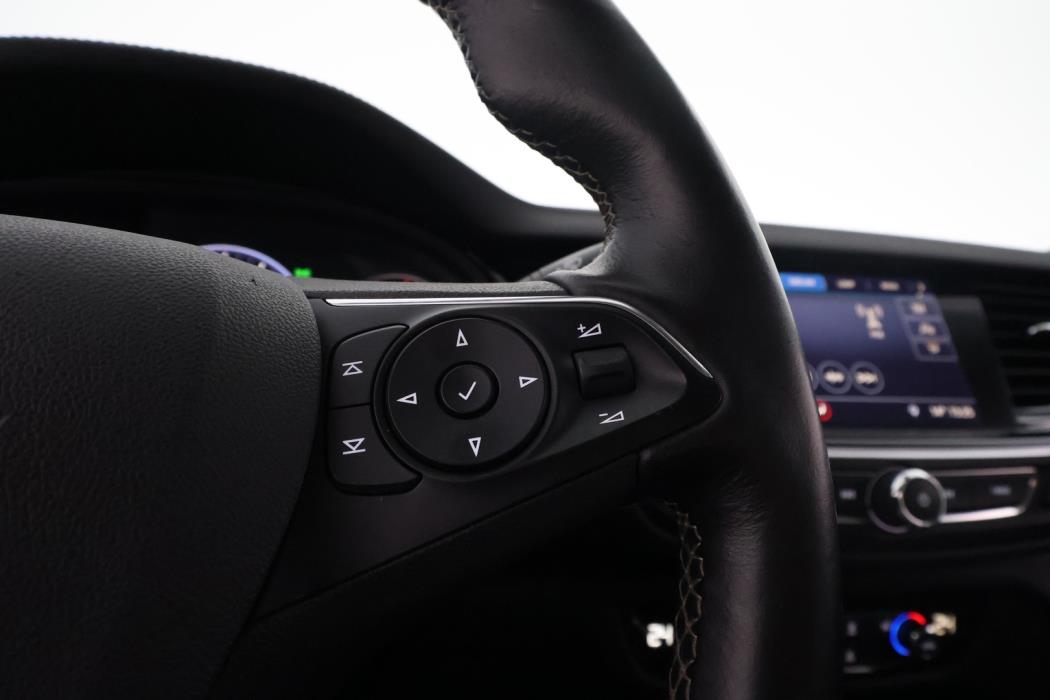 OPEL Insignia 2021