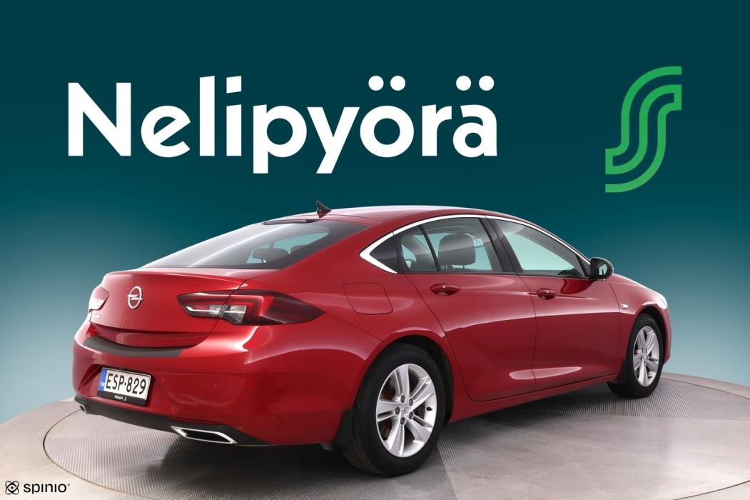 OPEL Insignia 2021