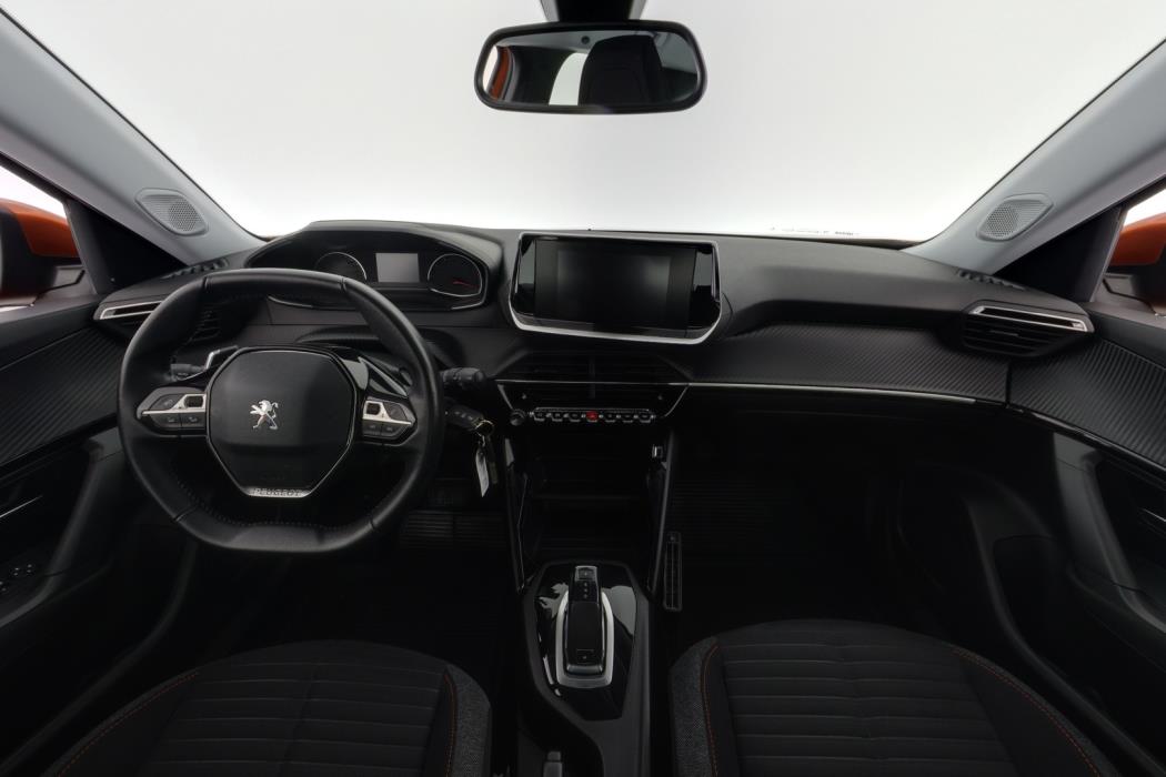 PEUGEOT 2008 2021