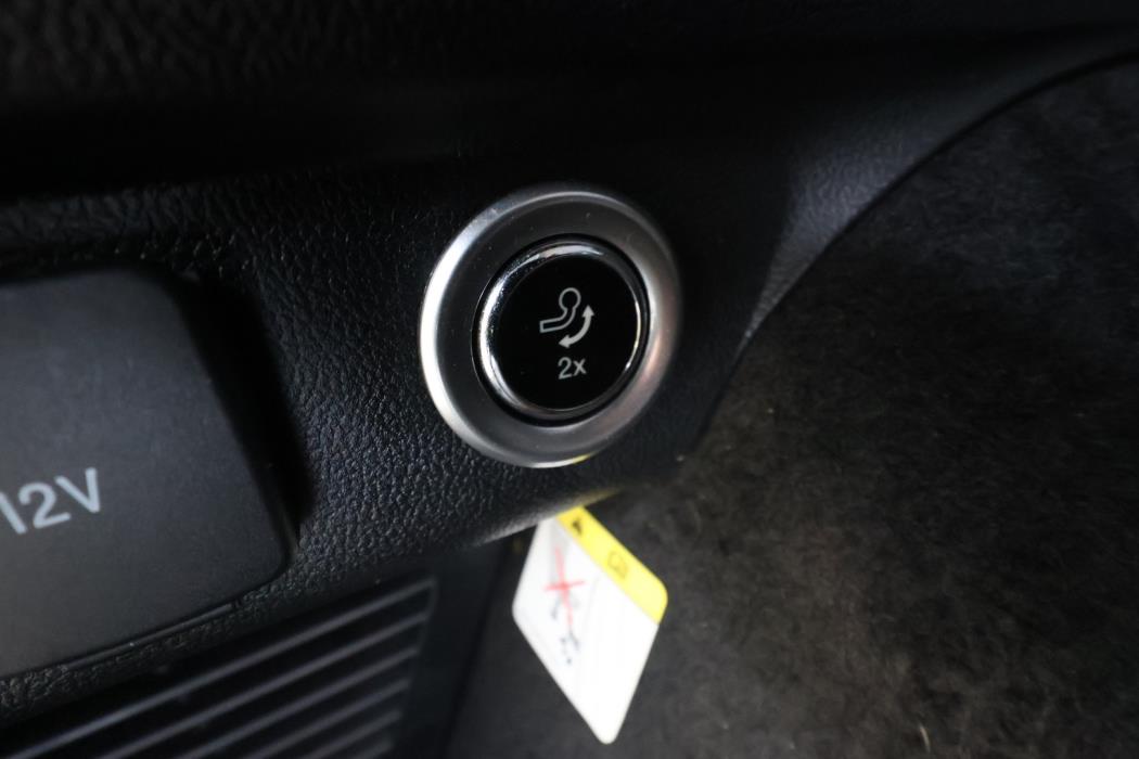FORD Kuga 2023