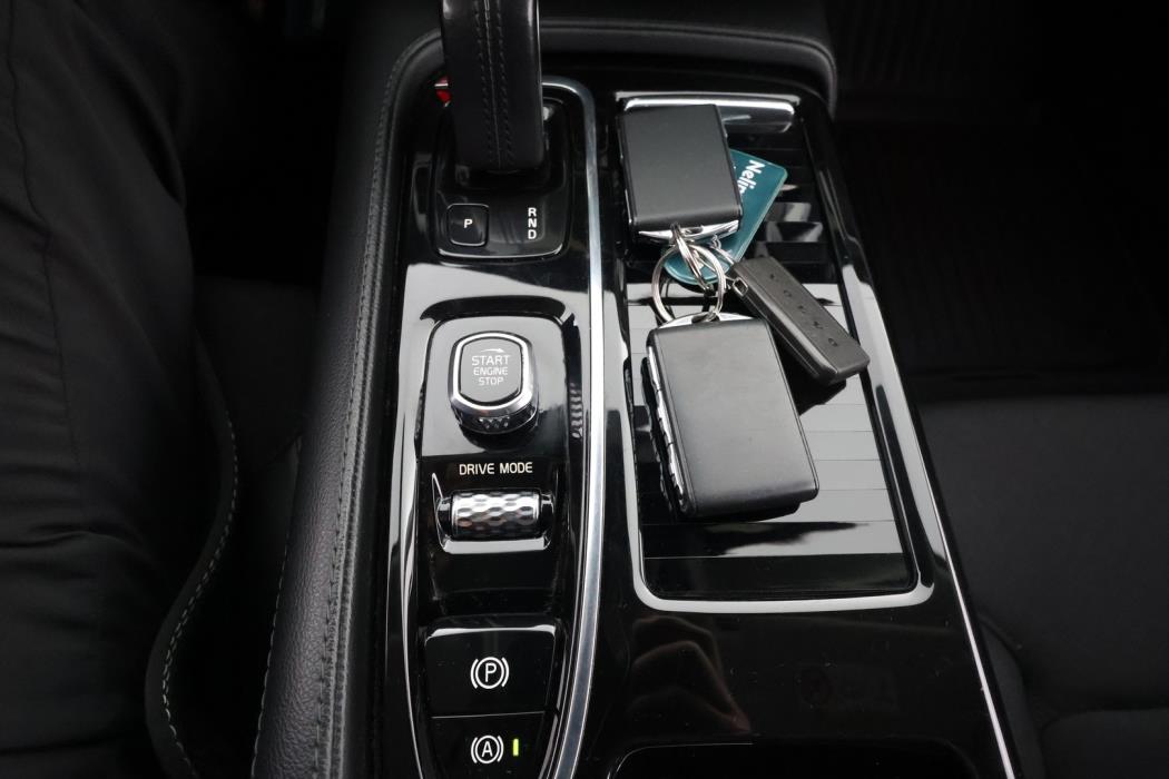 VOLVO V60 2020