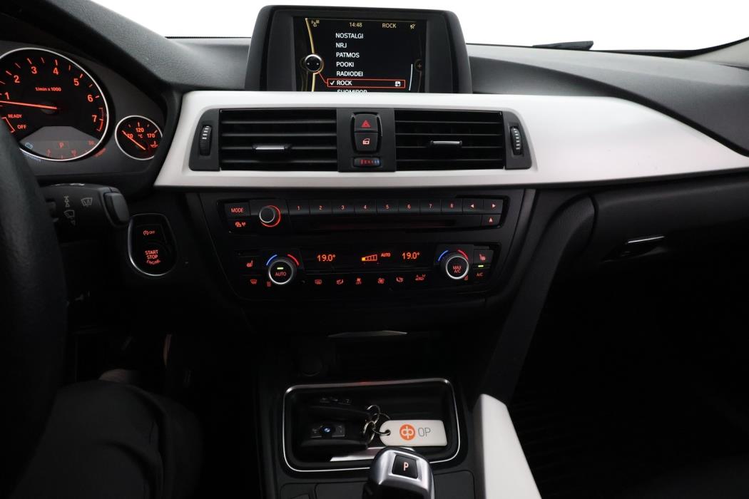 BMW 320 2013