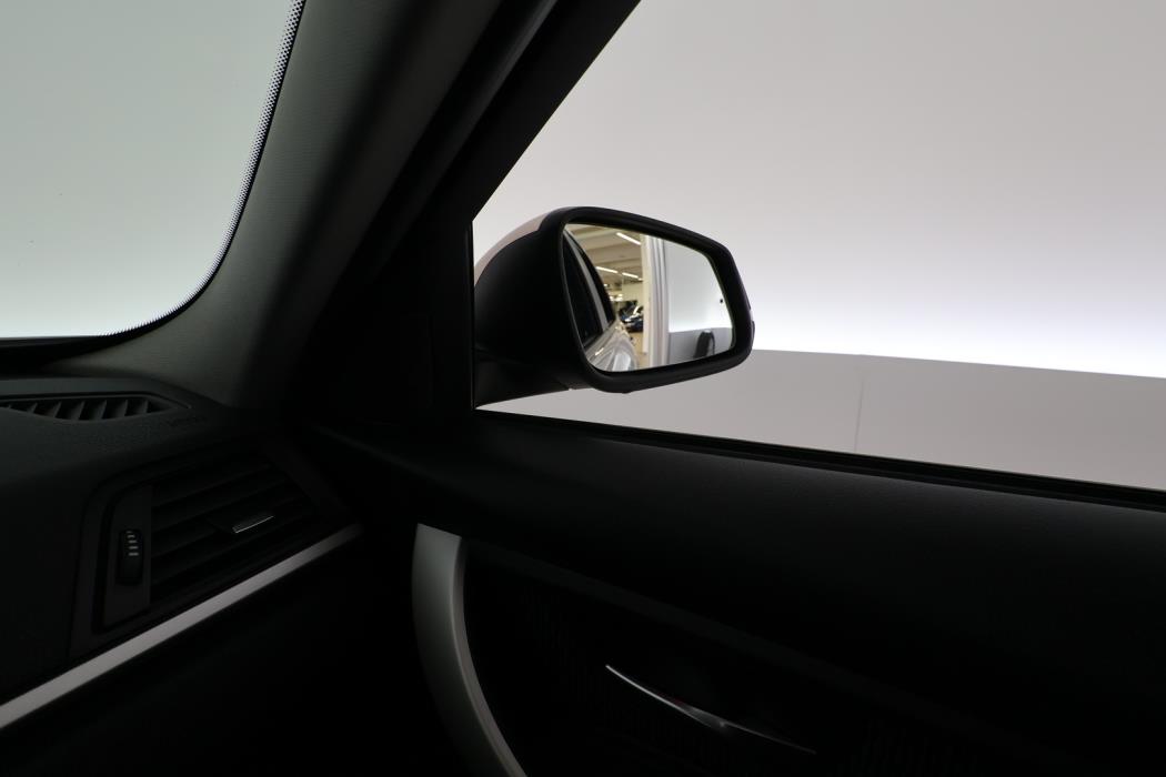 BMW 320 2013