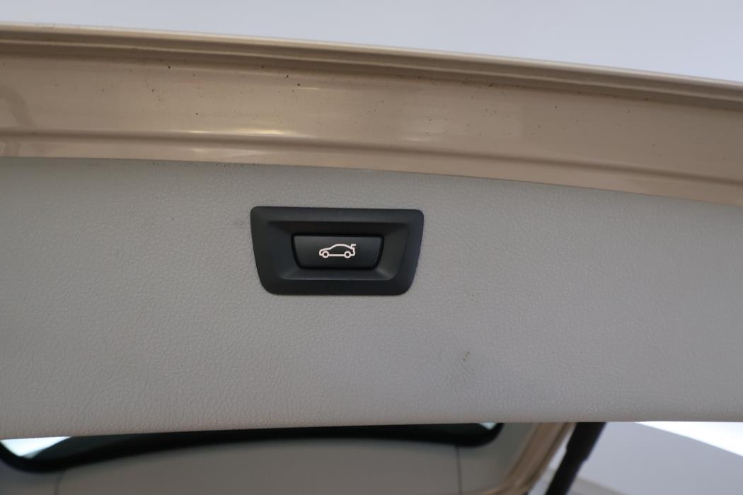 BMW 320 2013