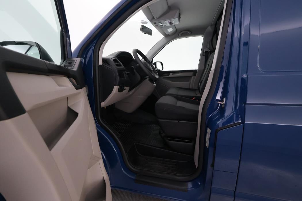 VOLKSWAGEN Transporter 2019
