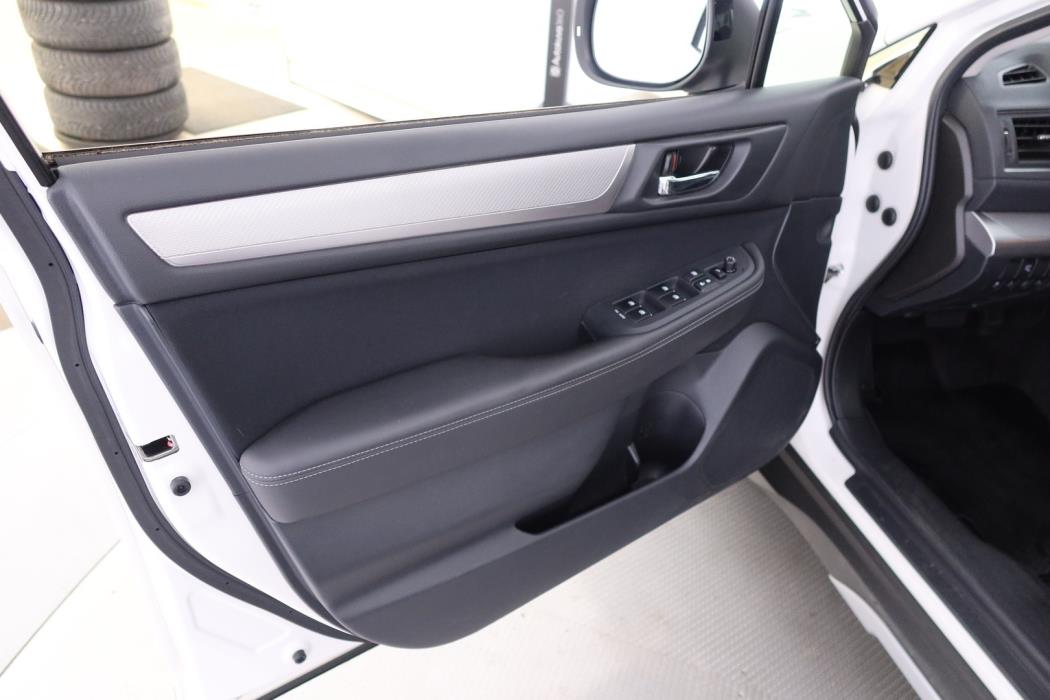 SUBARU Outback 2019