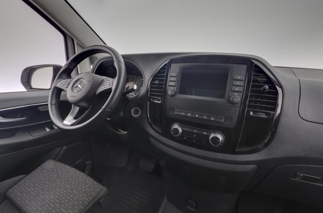 MERCEDES-BENZ Vito 2022