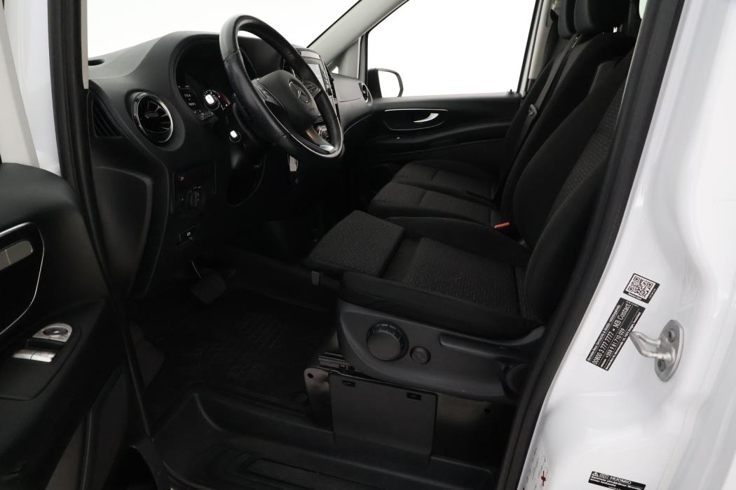 MERCEDES-BENZ Vito 2022