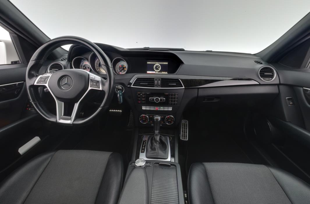 MERCEDES-BENZ C 2012