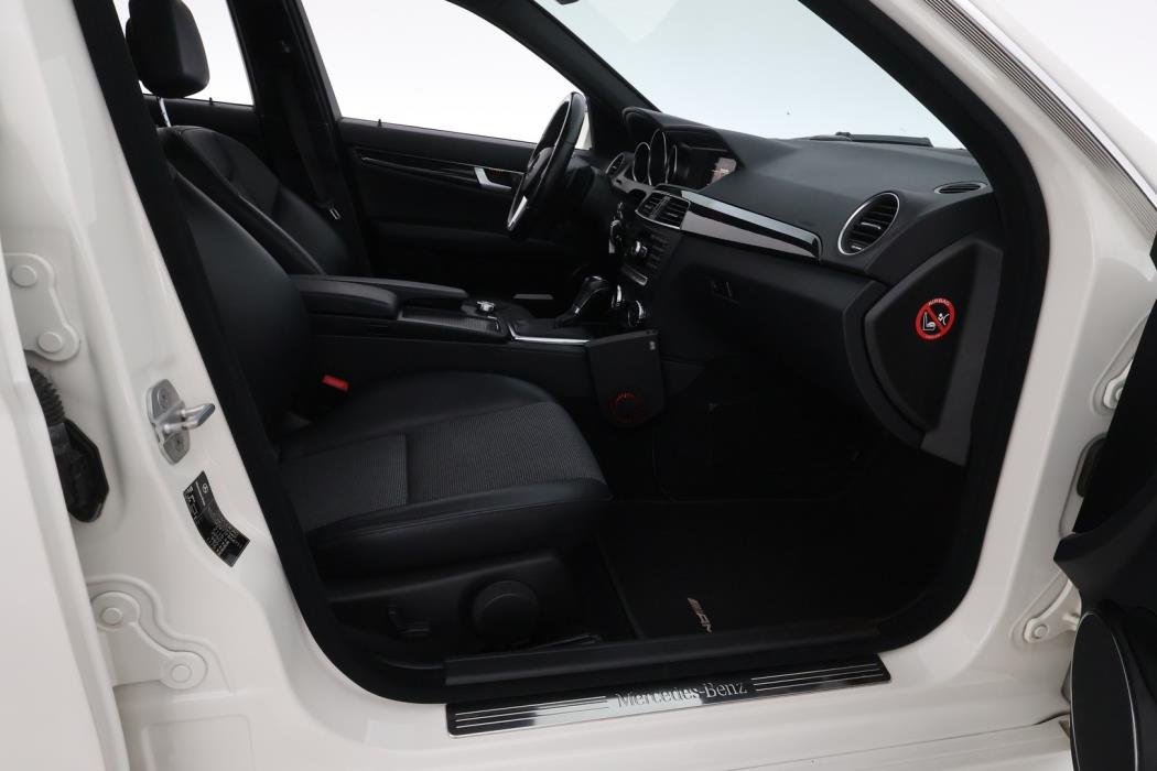 MERCEDES-BENZ C 2012