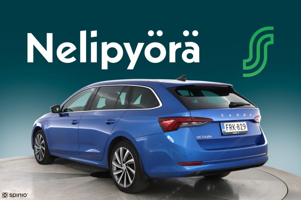 SKODA Octavia 2021