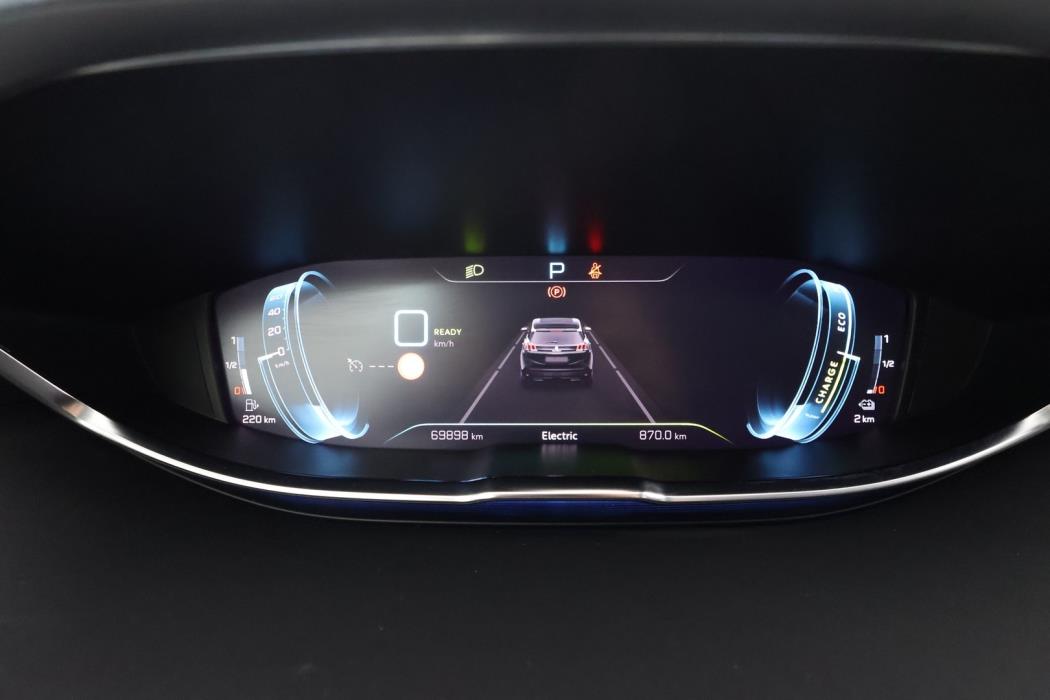 PEUGEOT 3008 2021