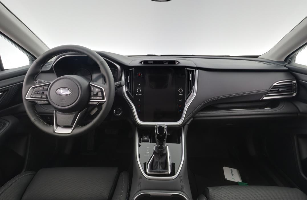 SUBARU Outback 2025