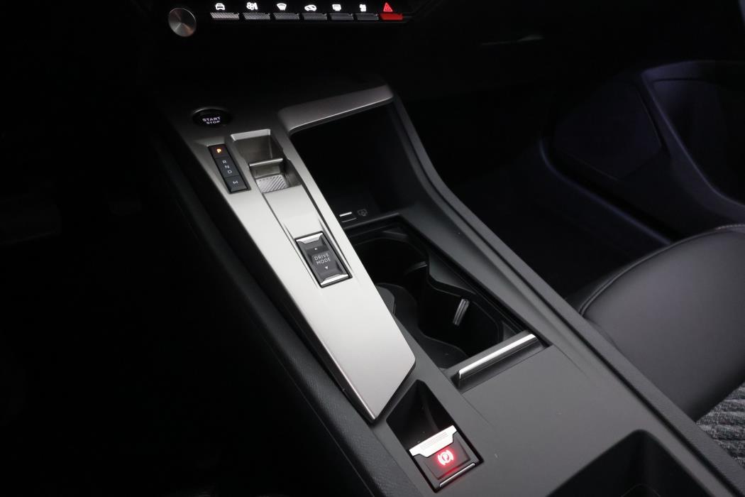 PEUGEOT 408 2026