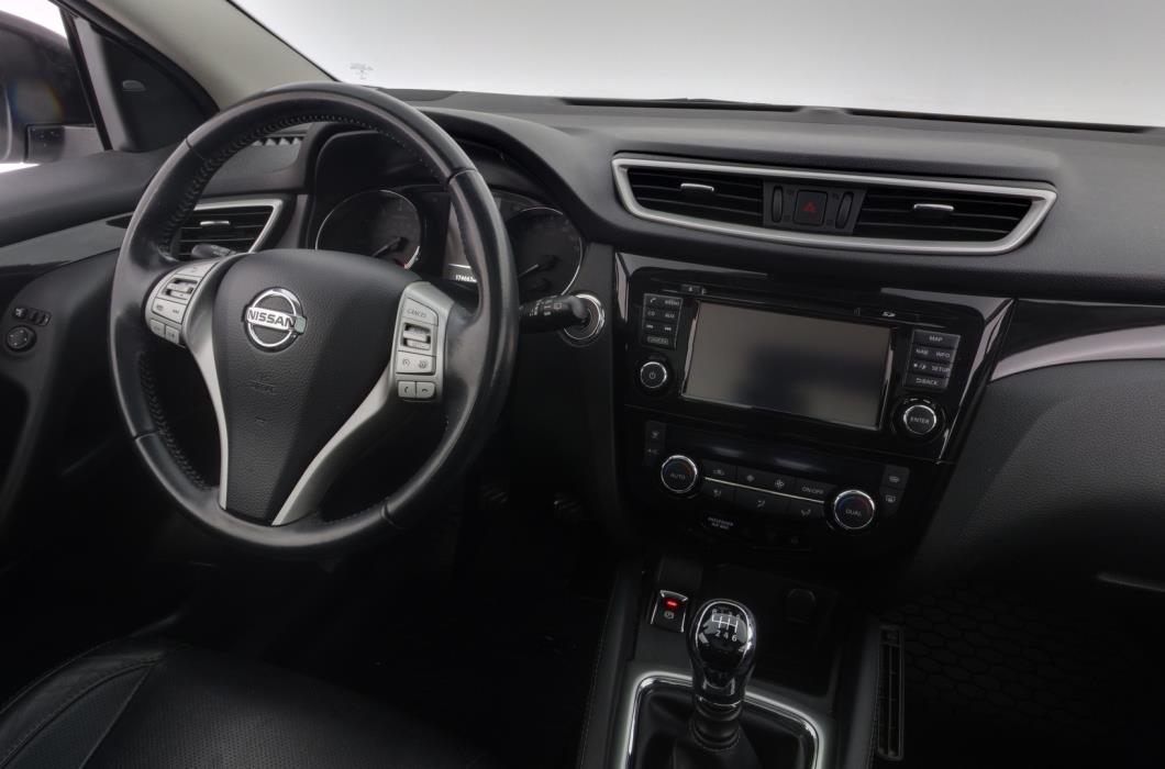 NISSAN Qashqai 2017
