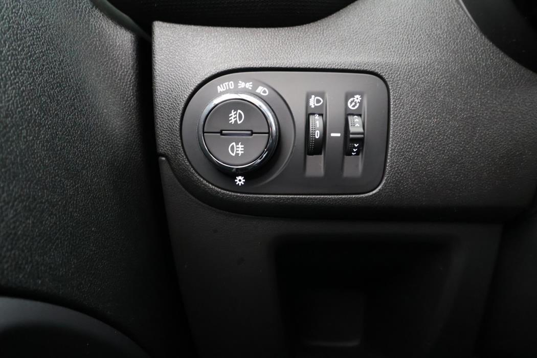 OPEL Crossland X 2019