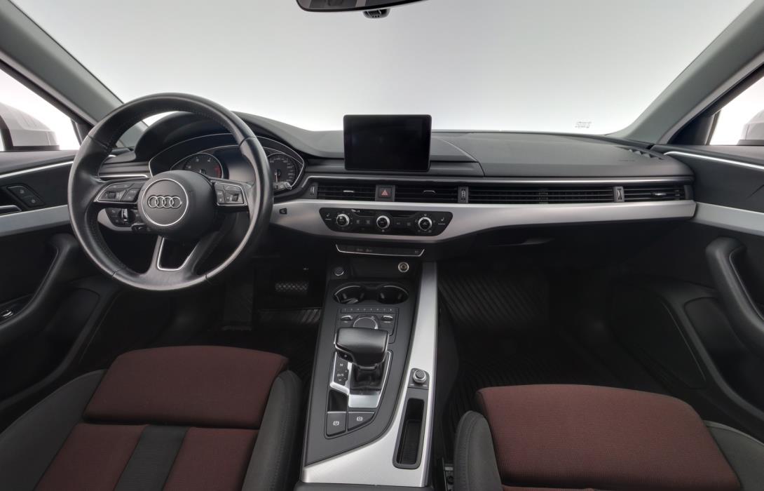AUDI A4 2017