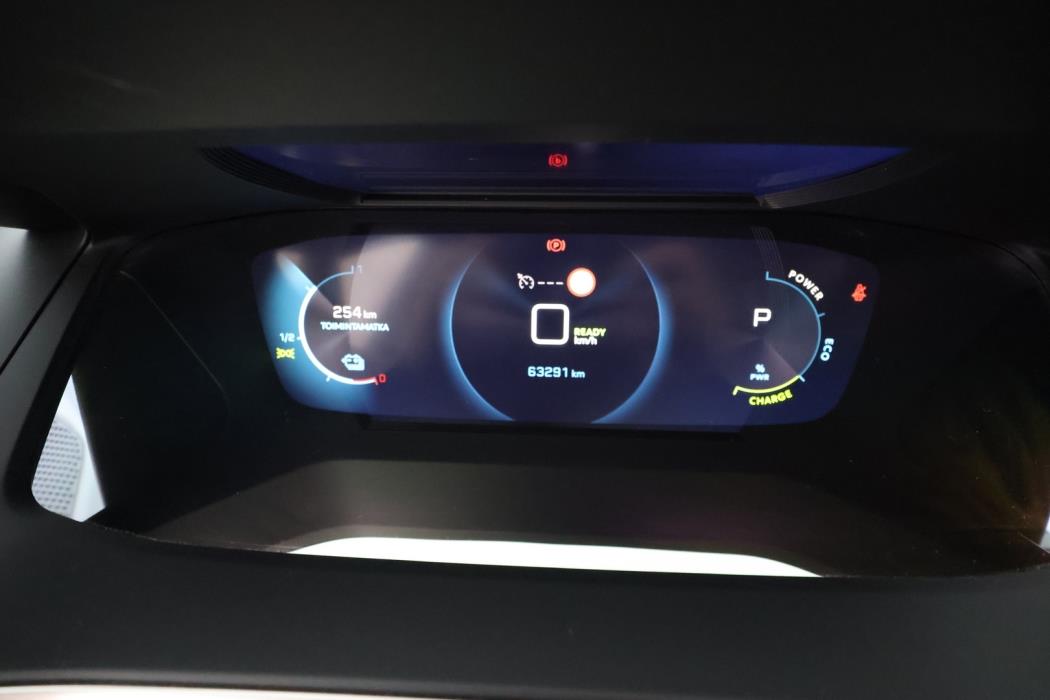 PEUGEOT e-208 2023