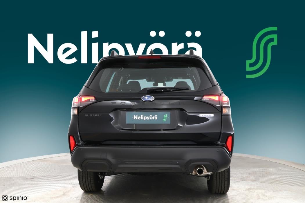 SUBARU Forester 2025