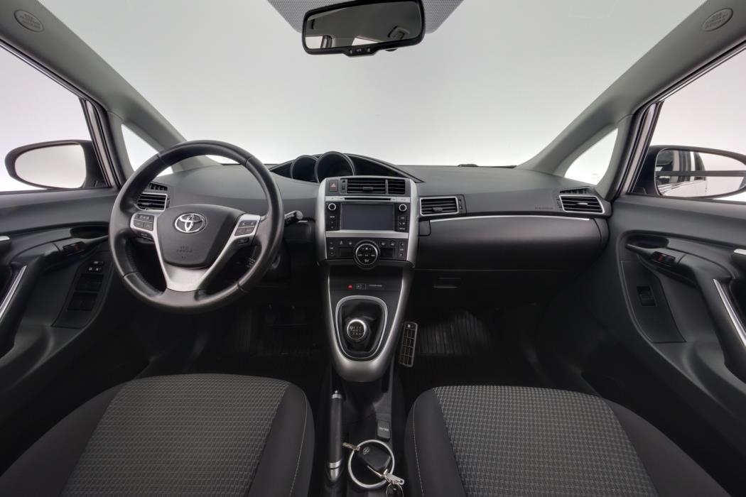 TOYOTA Verso 2014