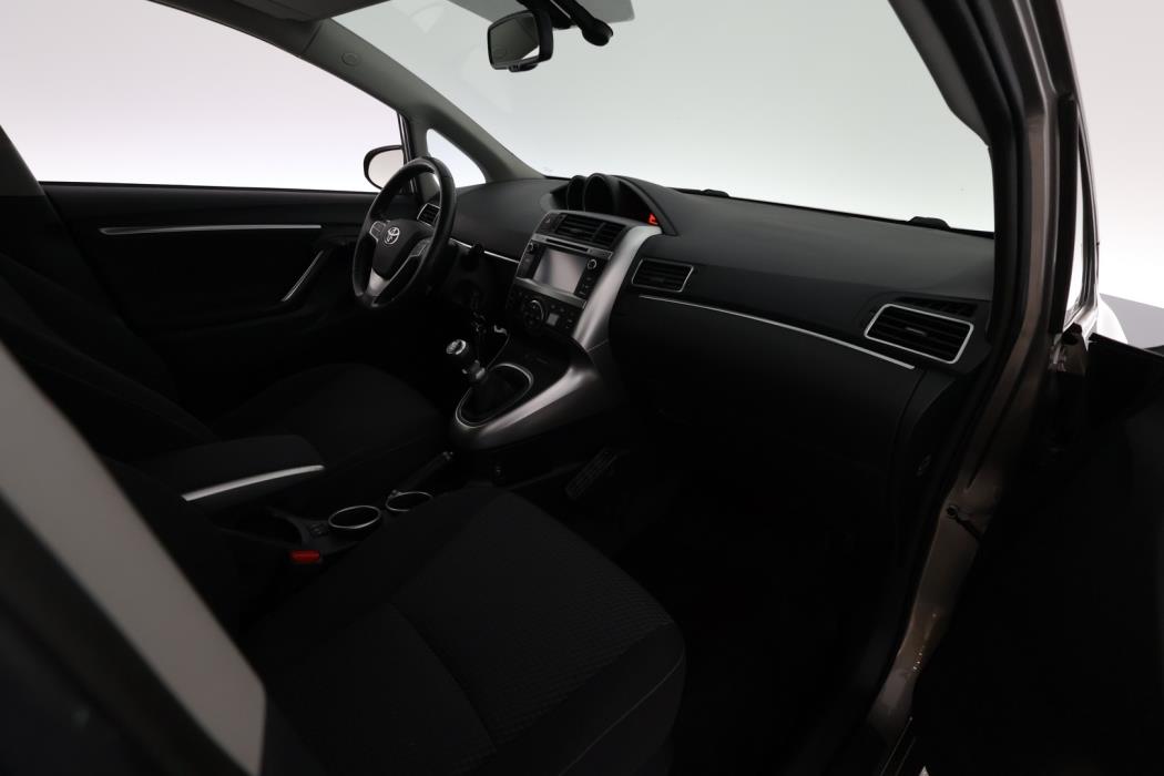 TOYOTA Verso 2014