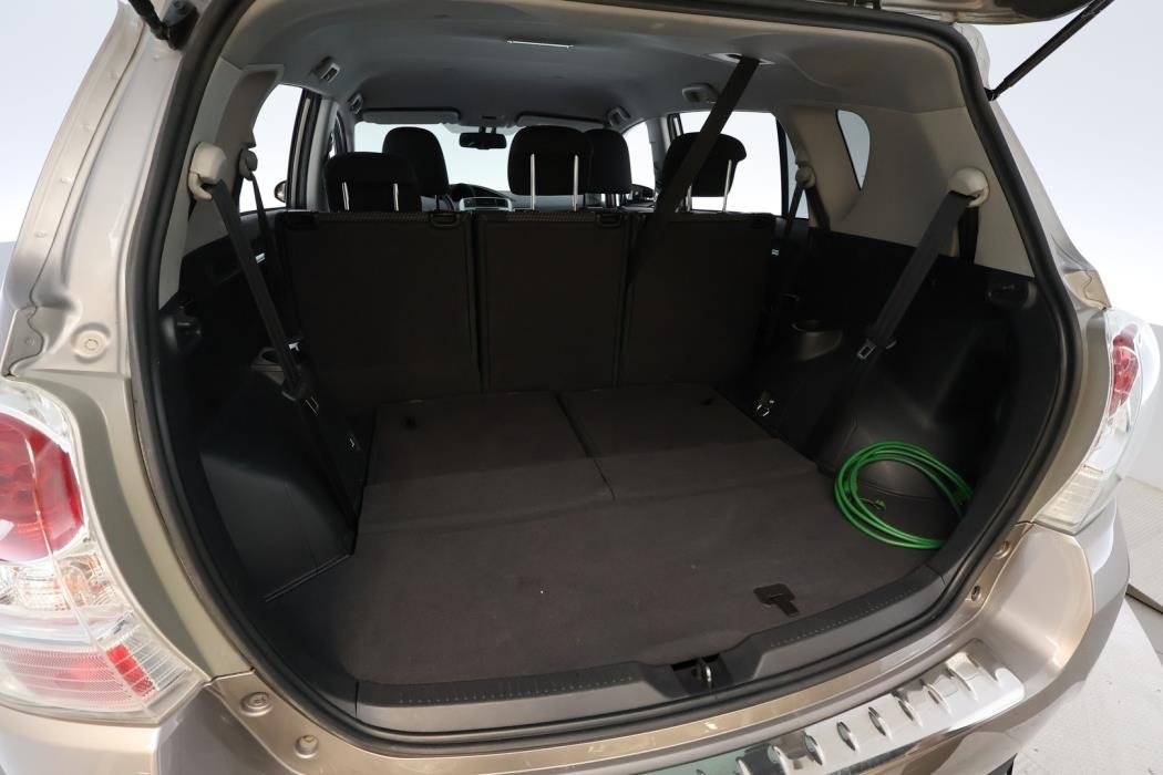 TOYOTA Verso 2014