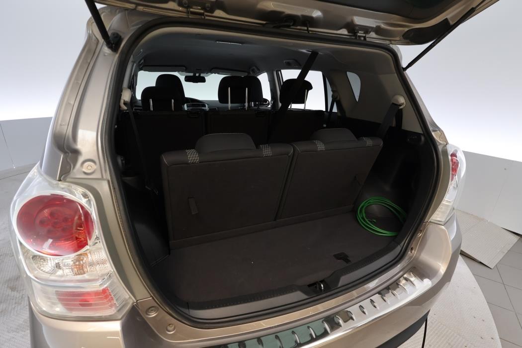 TOYOTA Verso 2014