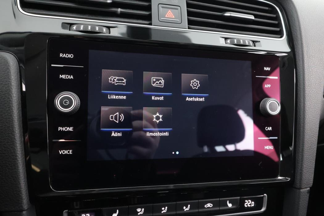 VOLKSWAGEN Golf 2017