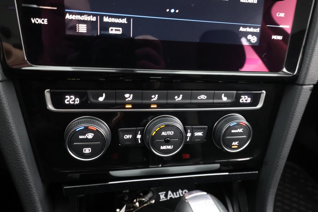 VOLKSWAGEN Golf 2017