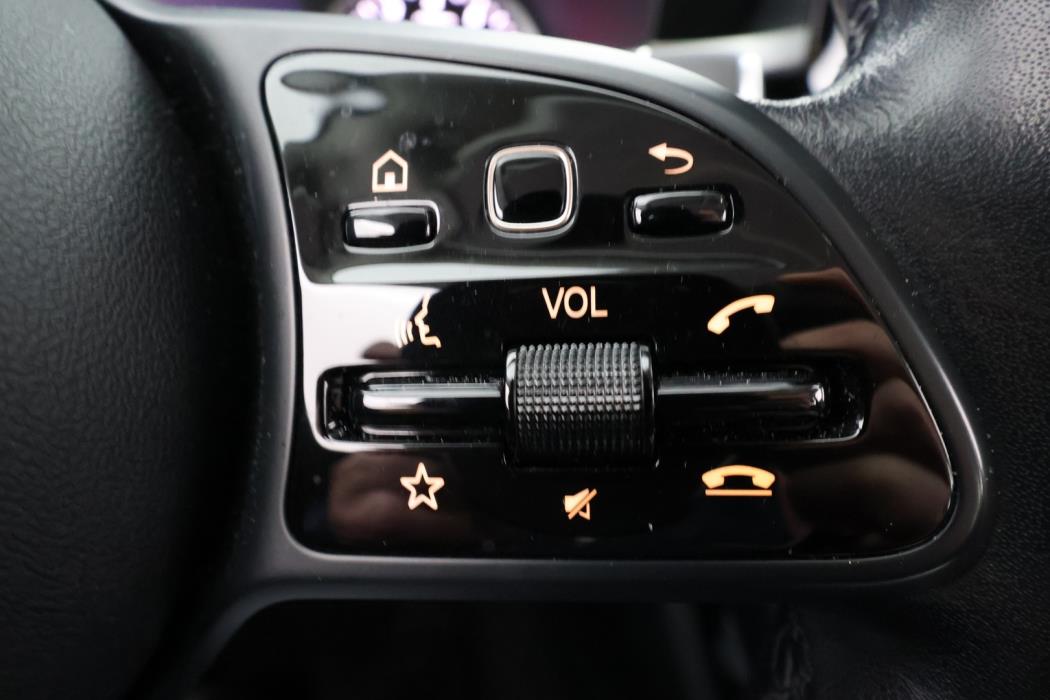 MERCEDES-BENZ C 2019