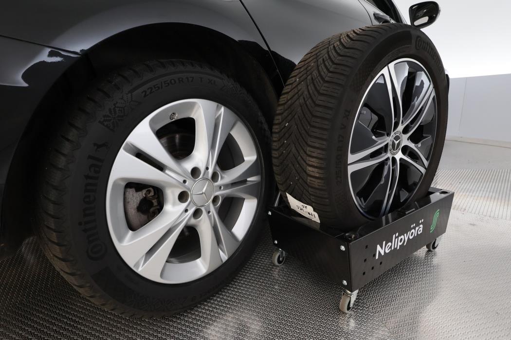 MERCEDES-BENZ C 2019