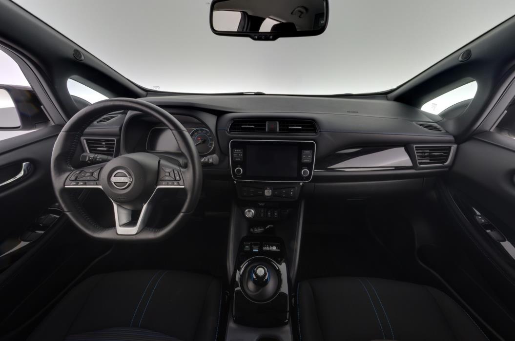 NISSAN Leaf 2023